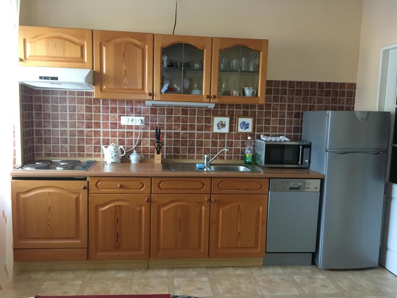 Apartments Vera Карловы Вары Экстерьер фото